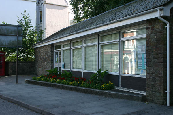 Holsworthy Library